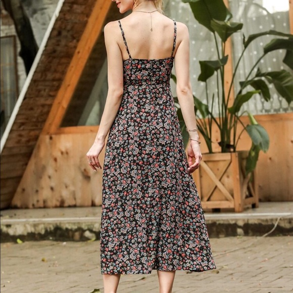 SOLD Soft Floral Maxi Dress - Picture 2 of 3
